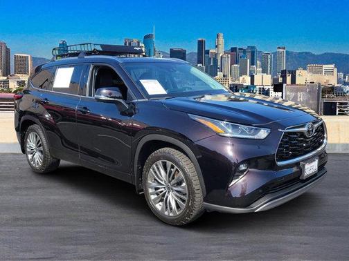 2022 Toyota Highlander Platinum