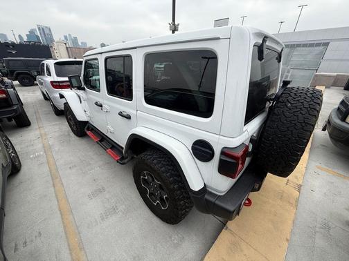Bright White Clearcoat 2023 Jeep Wrangler Rubicon