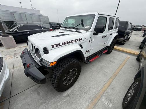 Bright White Clearcoat 2023 Jeep Wrangler Rubicon