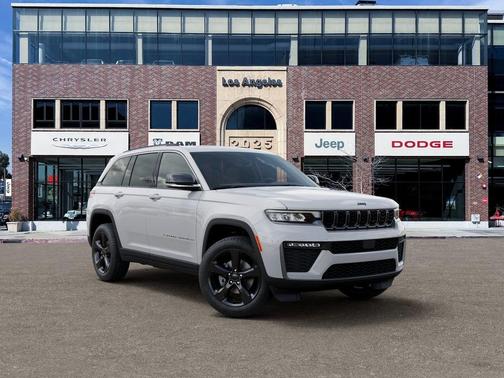 Bright White Clearcoat 2026 Jeep Grand Cherokee Limited