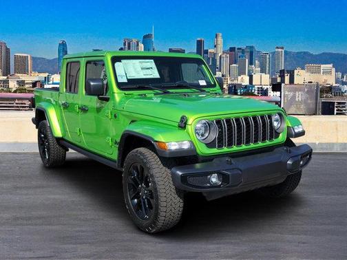 2025 Jeep Gladiator Sport