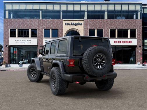Black Clearcoat 2026 Jeep Wrangler Rubicon