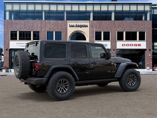 Black Clearcoat 2026 Jeep Wrangler Rubicon