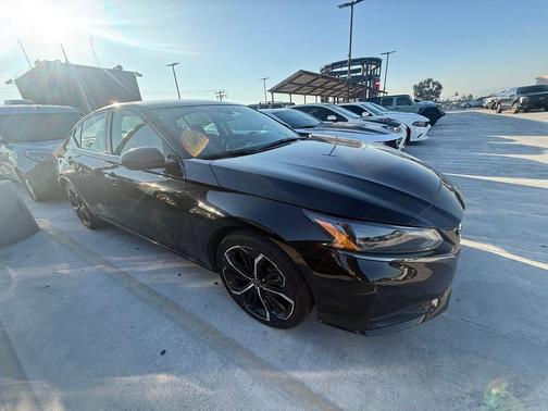 2024 Nissan Altima 2.5 SR