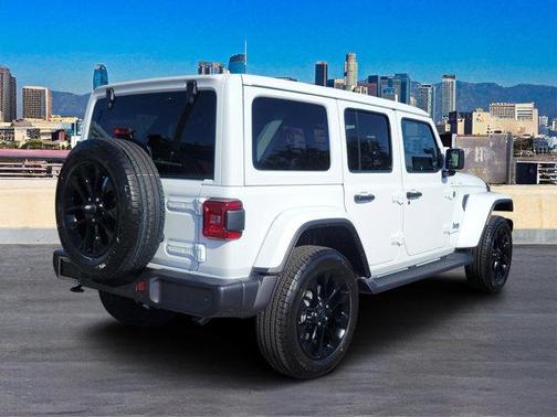2025 Jeep Wrangler 4xe Sahara