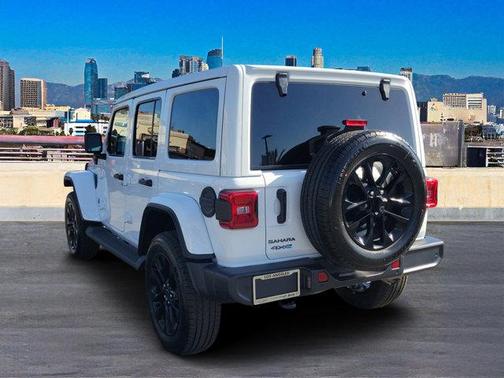 2025 Jeep Wrangler 4xe Sahara