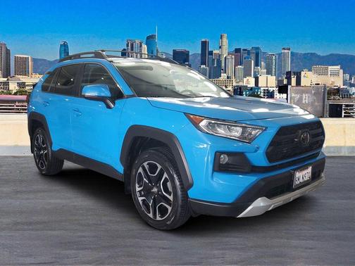 2019 Toyota RAV4 Adventure