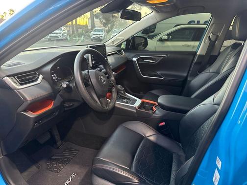 2019 Toyota RAV4 Adventure