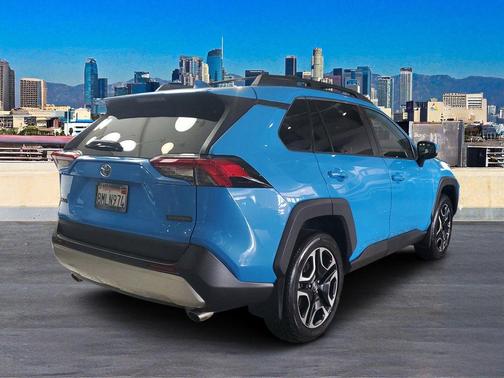 2019 Toyota RAV4 Adventure