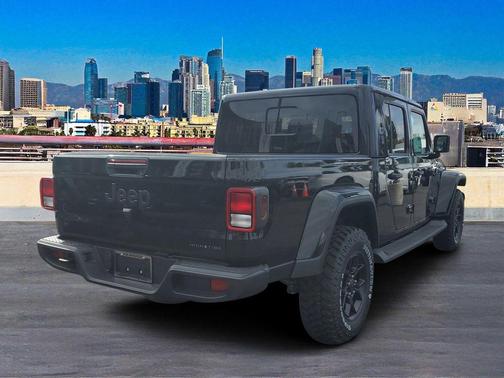 2025 Jeep Gladiator Sport