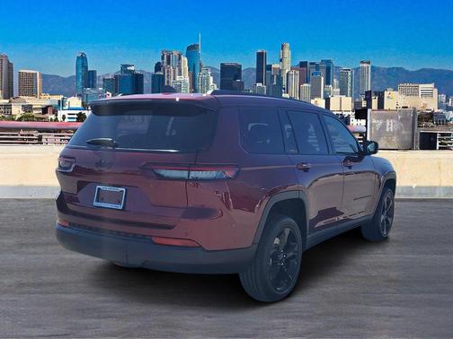 2025 Jeep Grand Cherokee L Laredo