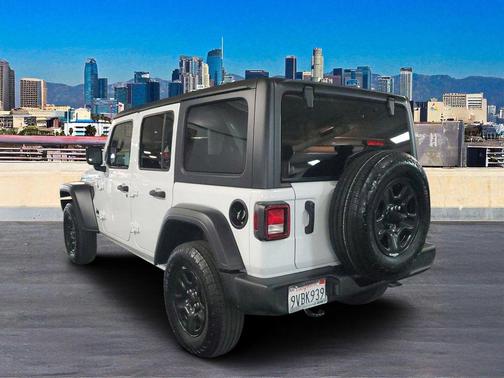 2025 Jeep Wrangler Sport