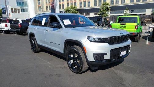 2025 Jeep Grand Cherokee L Laredo