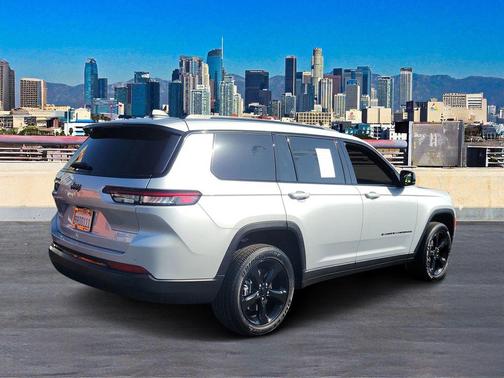 2025 Jeep Grand Cherokee L Laredo