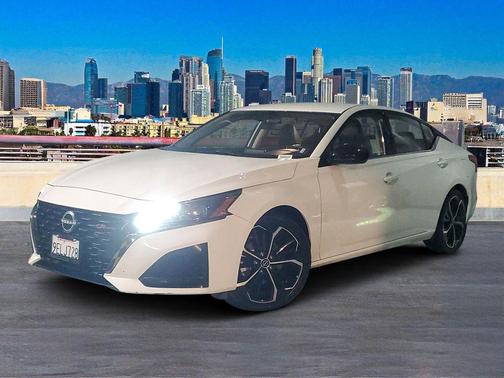 2023 Nissan Altima 2.5 SR