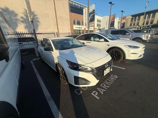 2023 Nissan Altima 2.5 SR