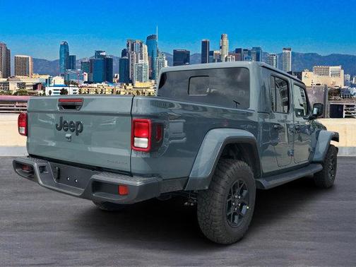2025 Jeep Gladiator Sport