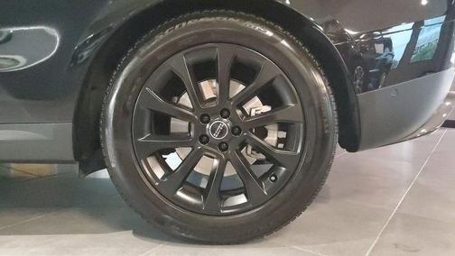 2025 Land Rover Range Rover Sport P360 SE