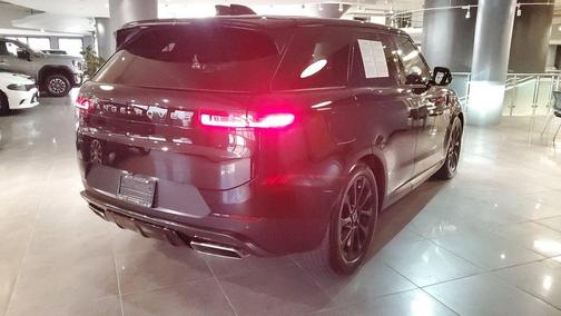 2025 Land Rover Range Rover Sport P360 SE