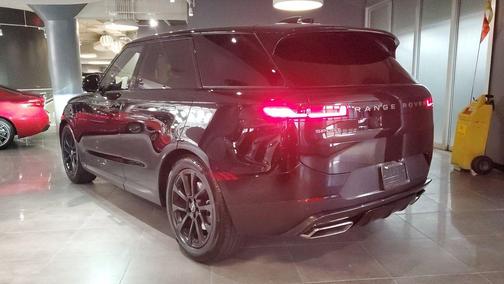2025 Land Rover Range Rover Sport P360 SE