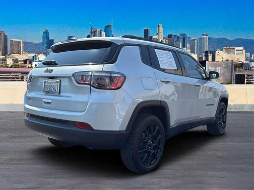 2025 Jeep Compass Latitude
