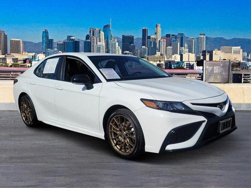 2024 Toyota Camry SE Nightshade