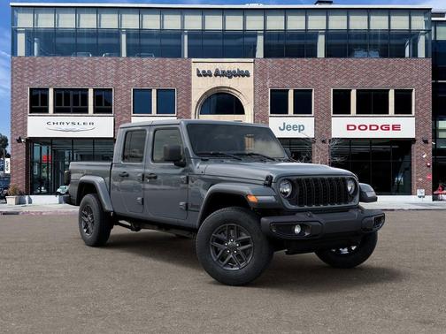 2026 Jeep Gladiator Sport