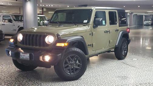 2025 Jeep Wrangler Sport