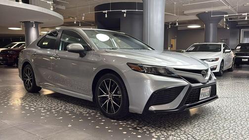 2021 Toyota Camry SE