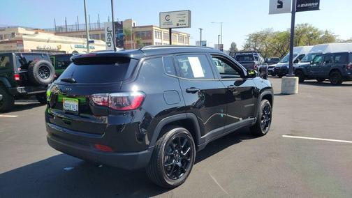 2025 Jeep Compass Latitude