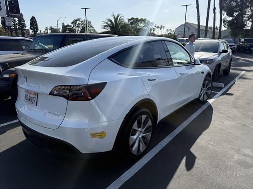 2022 Tesla Model Y Long Range