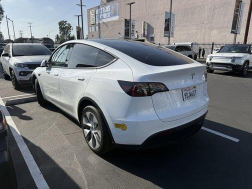 2022 Tesla Model Y Long Range