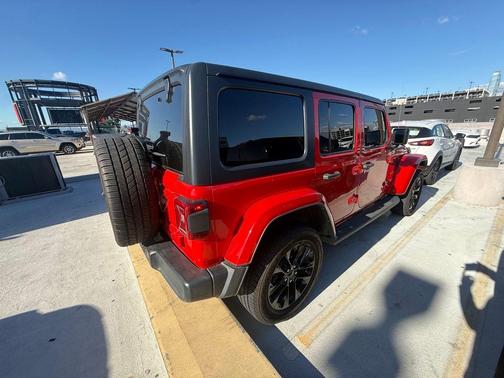 2021 Jeep Wrangler Unlimited 4xe Sahara