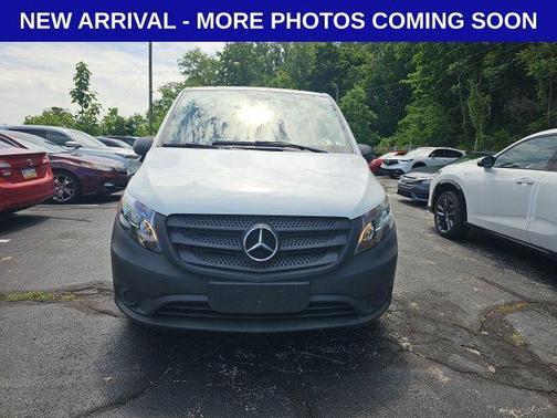 Arctic White 2020 Mercedes-Benz Metris Base
