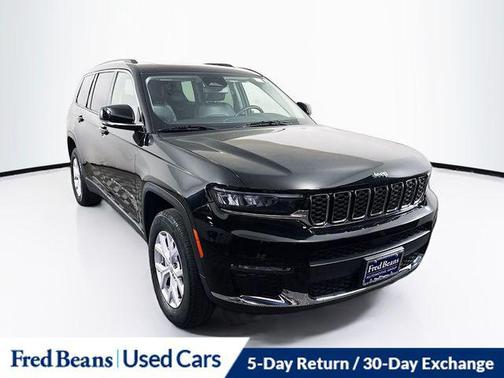 Diamond Black Crystal Pearlcoat 2022 Jeep Grand Cherokee L Limited