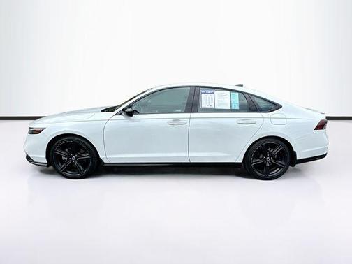 Platinum White Pearl 2023 Honda Accord Hybrid Sport-L
