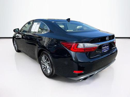 2017 Lexus ES 350 Base