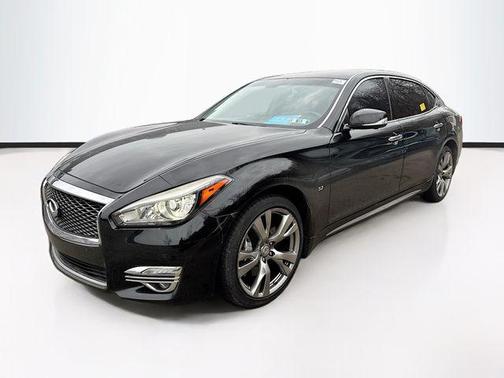 2018 INFINITI Q70L 3.7X LUXE