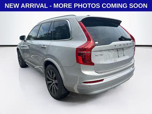 Silver Dawn Metallic 2023 Volvo XC90 B5 Core
