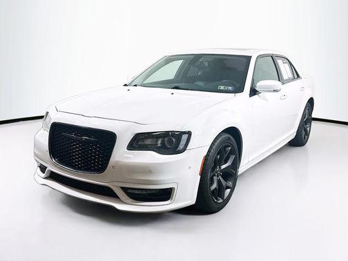 2022 Chrysler 300 Touring