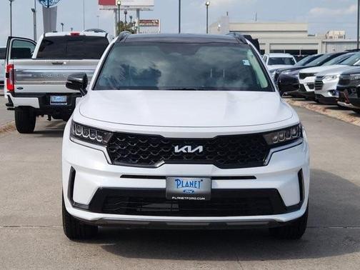 2023 Kia Sorento S