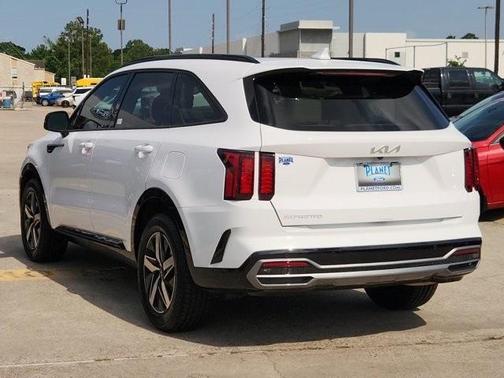 2023 Kia Sorento S
