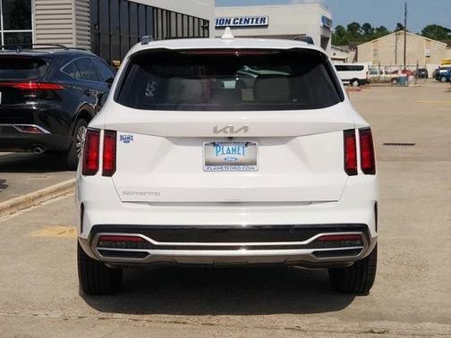 2023 Kia Sorento S