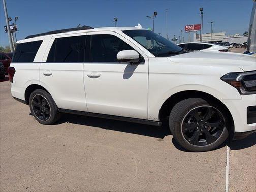 White Metallic 2024 Ford Expedition Limited