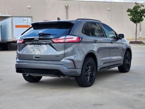 2023 Ford Edge SE