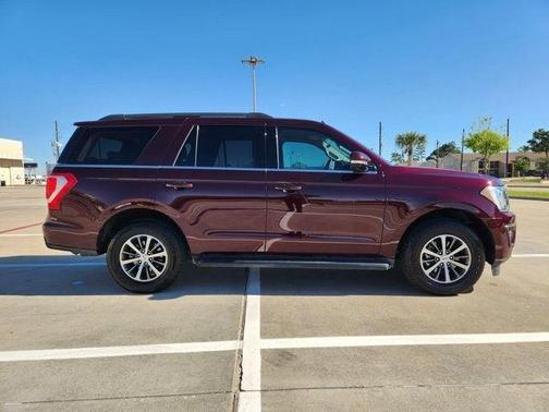 2020 Ford Expedition XLT