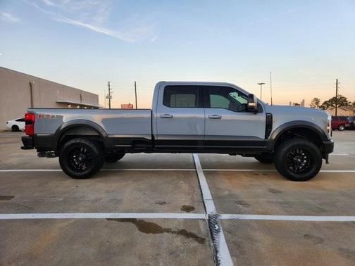 2024 Ford F-350 Lariat Super Duty