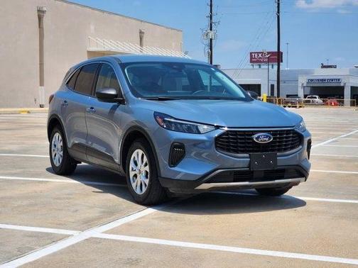 Vapor Blue 2024 Ford Escape Active