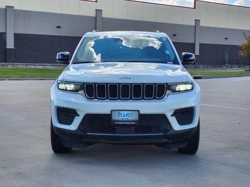 2023 Jeep Grand Cherokee Laredo