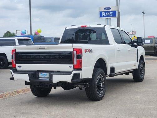 2025 Ford F-250 Platinum